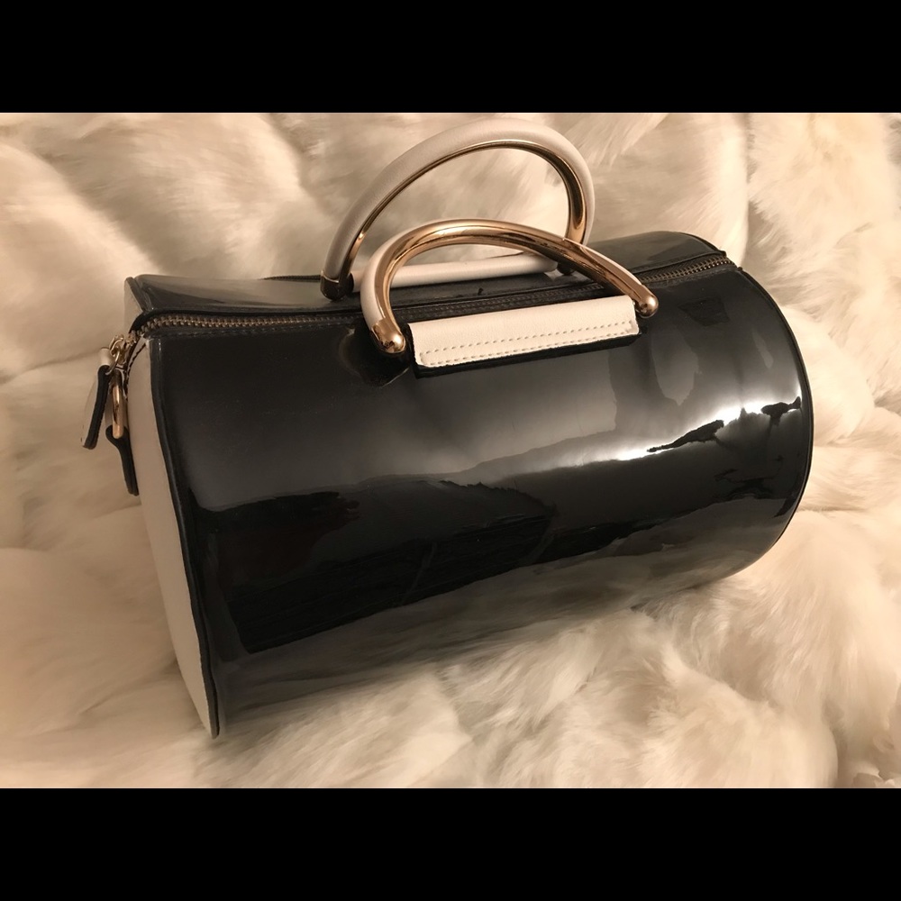 Black & White Purse - Picture 1 of 4